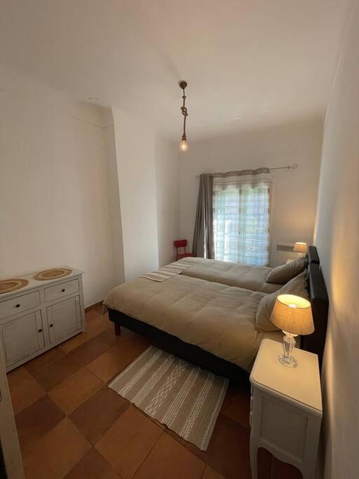 Appartement+terrasse En Provence Dans Le Luberon * Apt